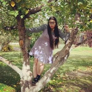 Meet your Posher, Allyson